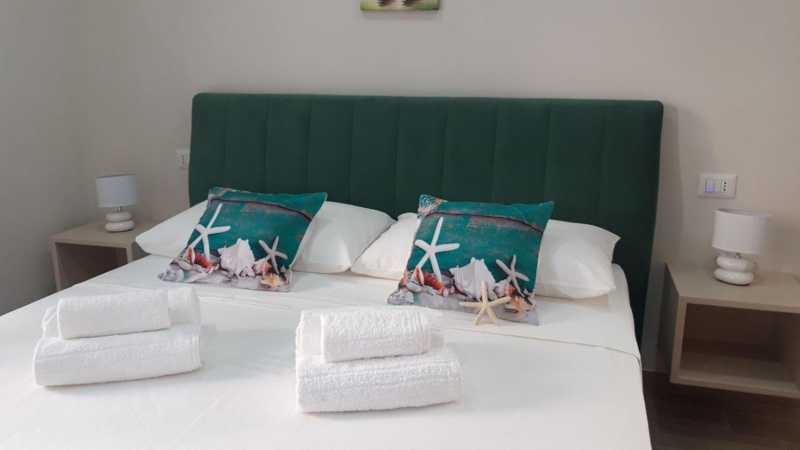 B&B Mediterraneo เชตราโร ภายนอก รูปภาพ